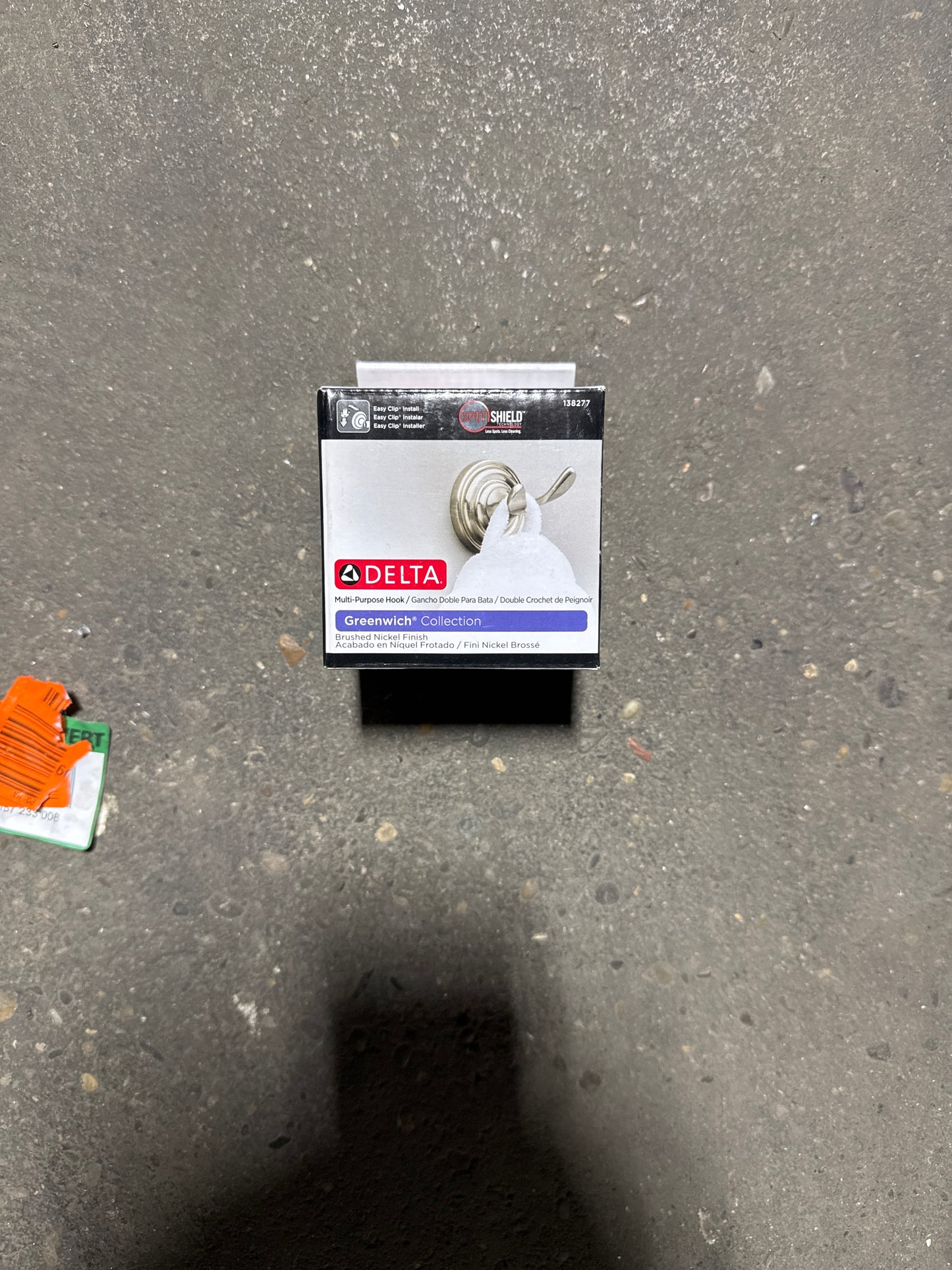 Delta multi purpose hook