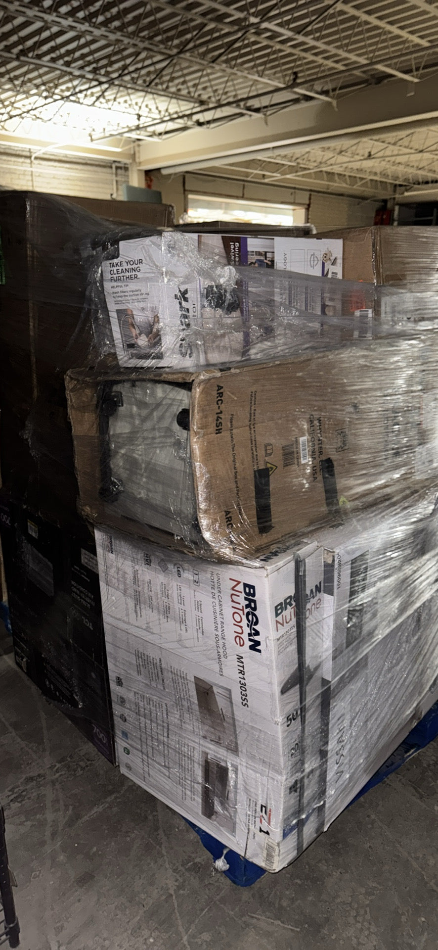 Outdoor seasonal & home, kitchen appliances 22 pallets