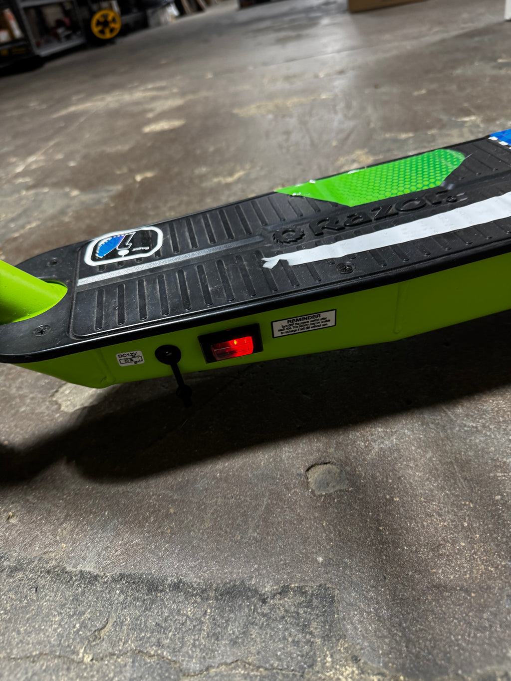 Electric scooter