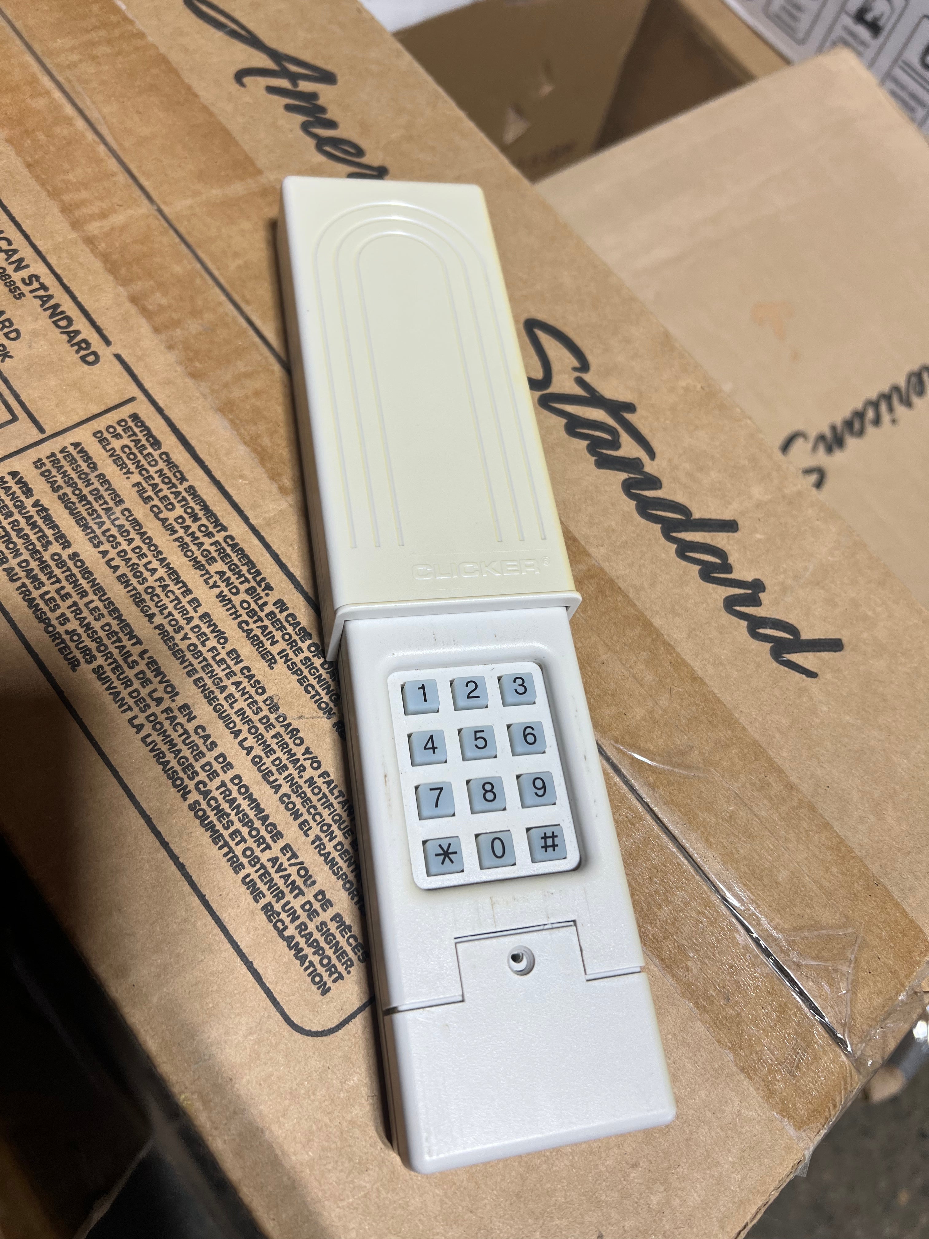 Wireless garage door keypad