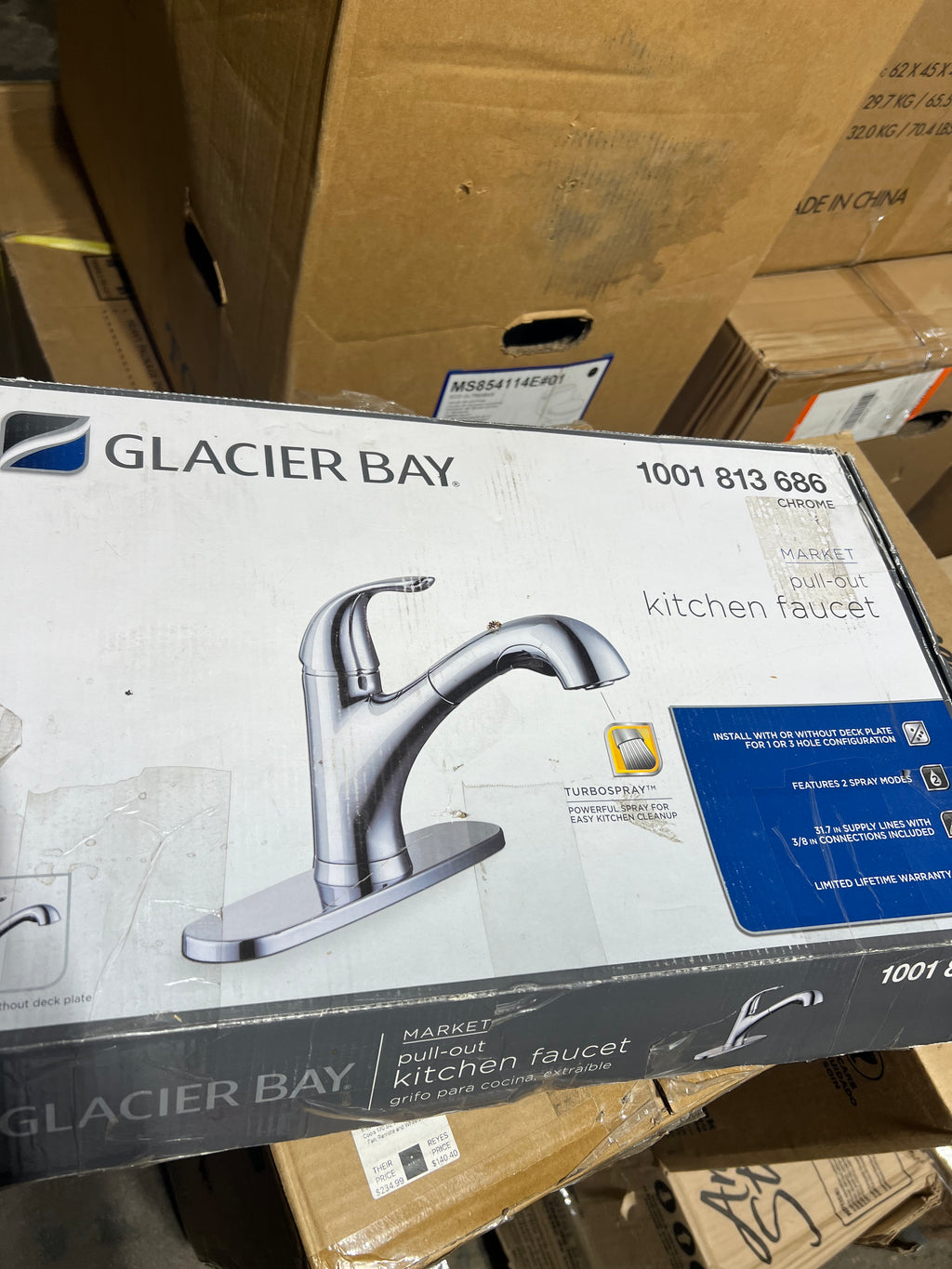 Pull out kitchen faucet