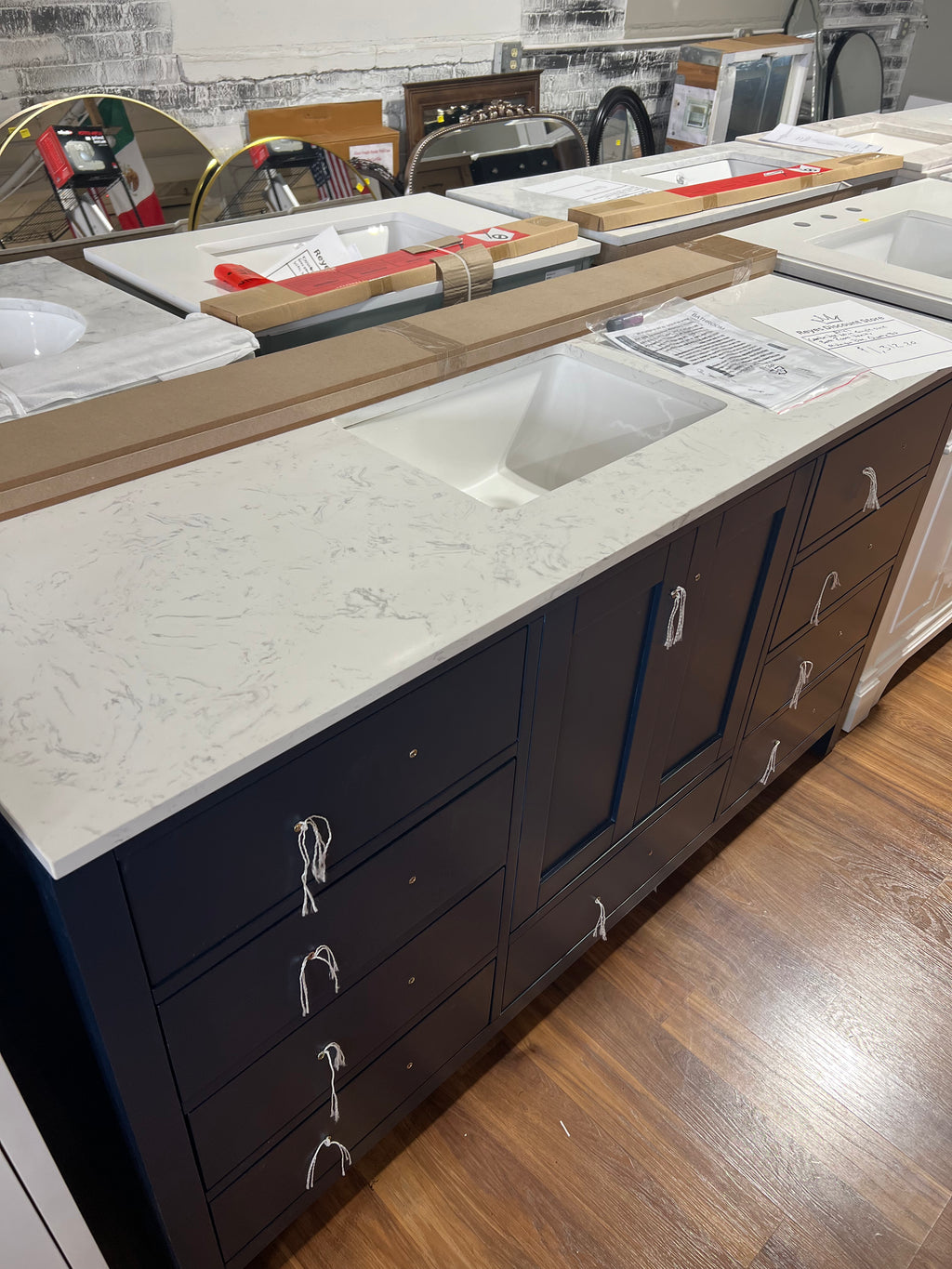 Single Sink Bathroom Vanity