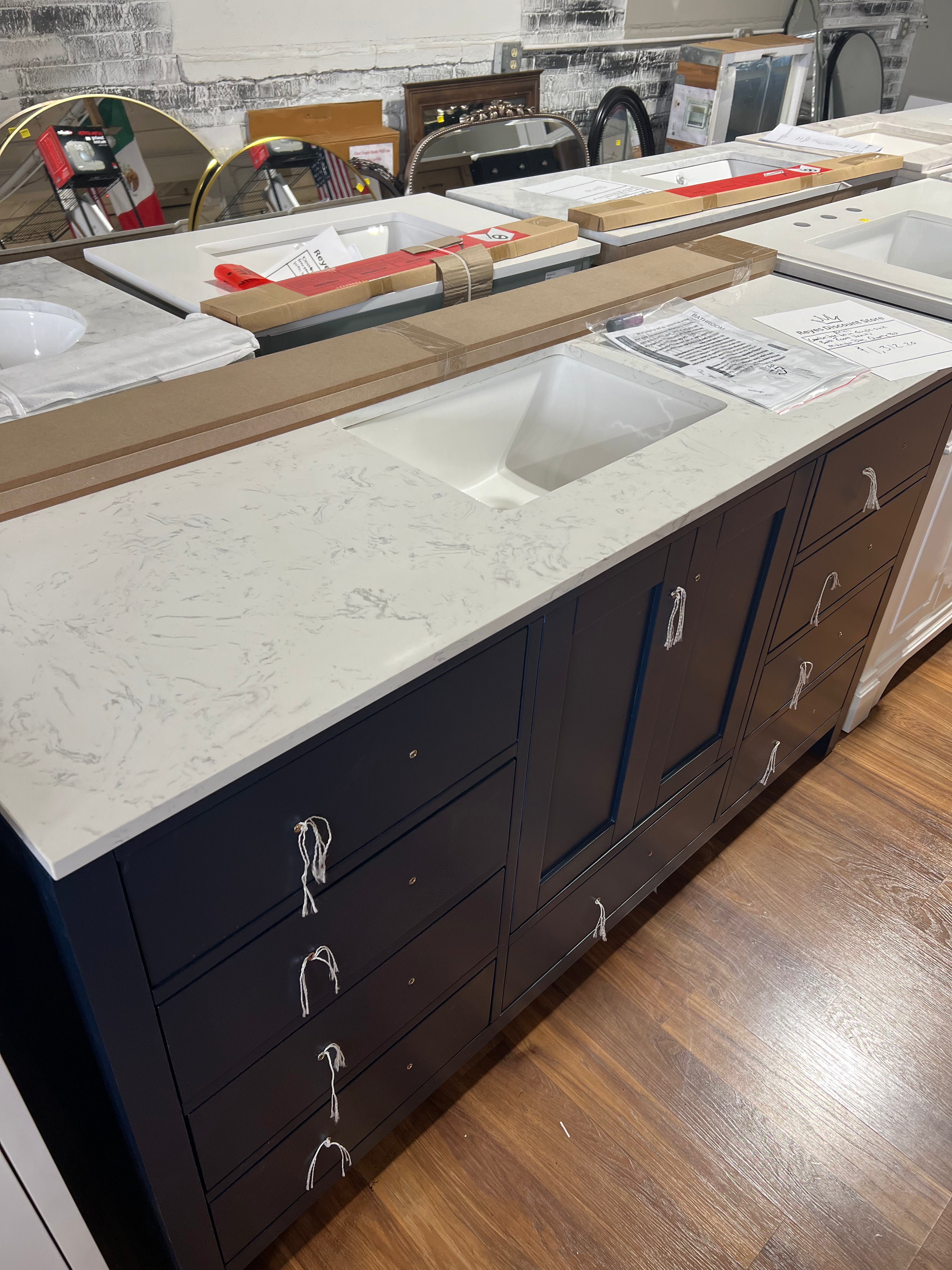 Single Sink Bathroom Vanity