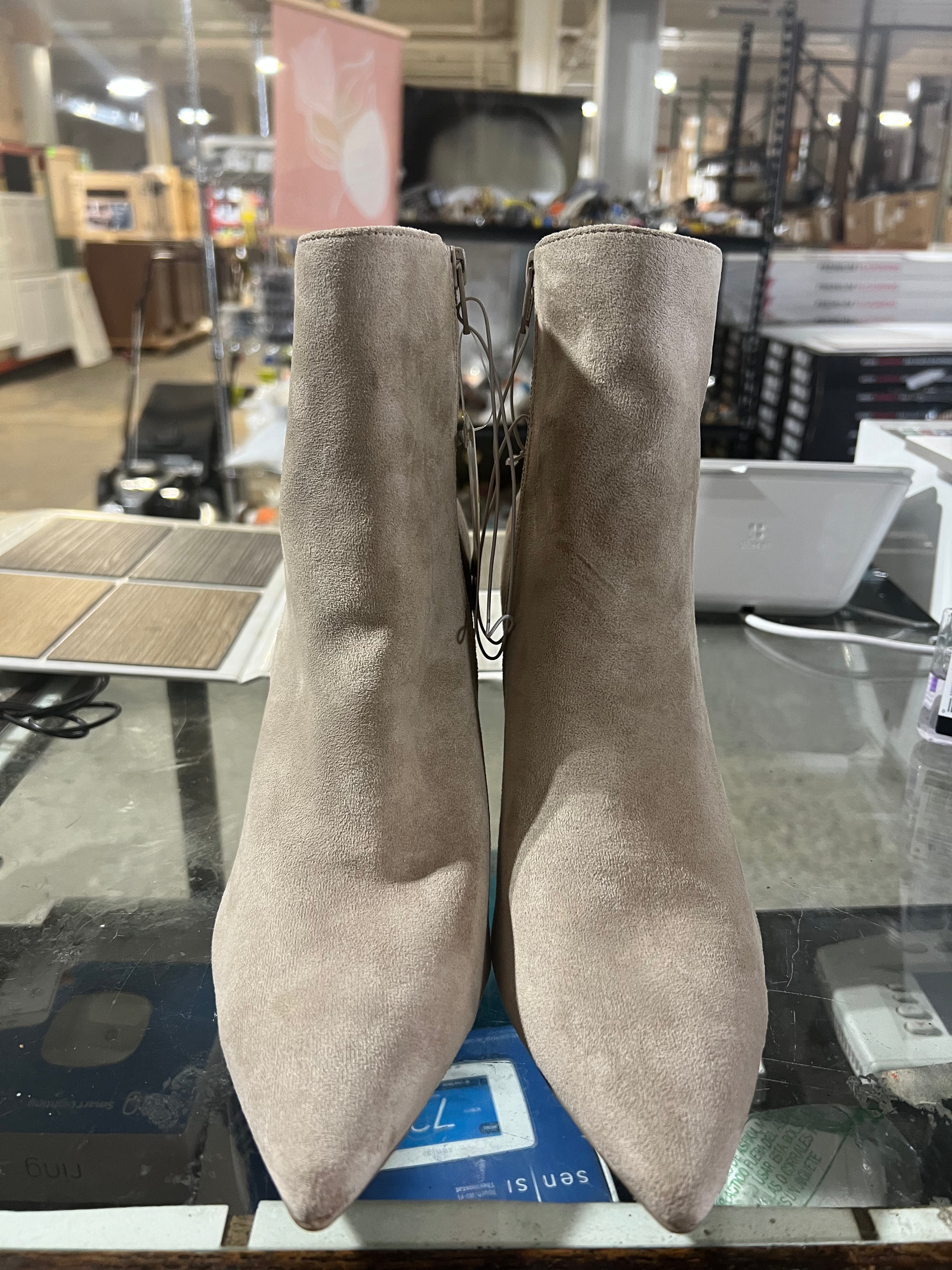 Spring Boots