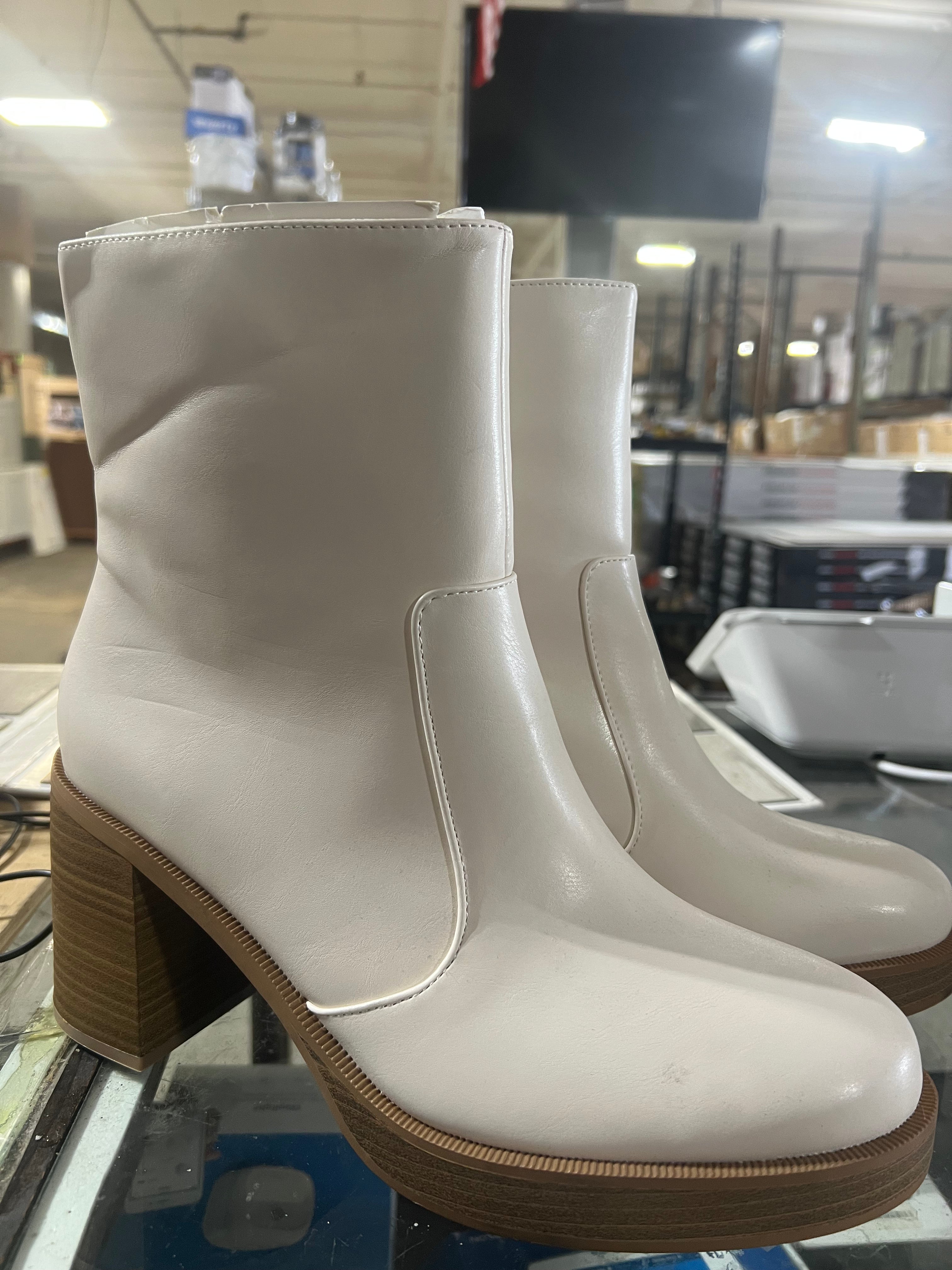 Off White Ankle boots