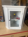 Corner cabinet